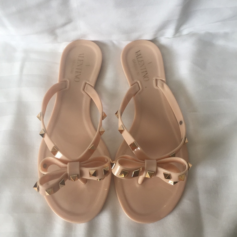 Valentino Garavani Rockstud flip flops